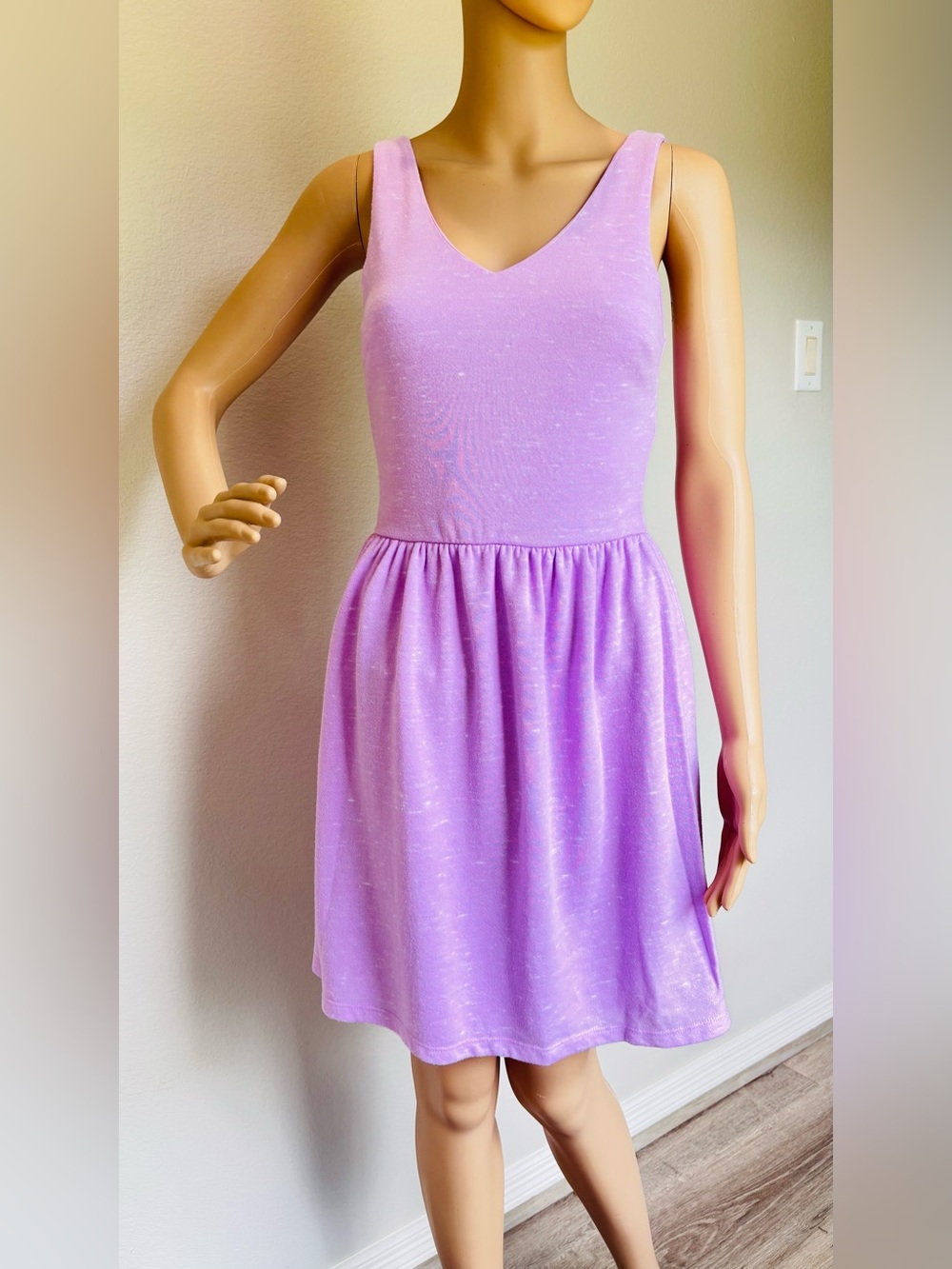 Everly Lavender Sleeveless V‑Neck Women Dress Lined NWOT - Picture 5 of 13